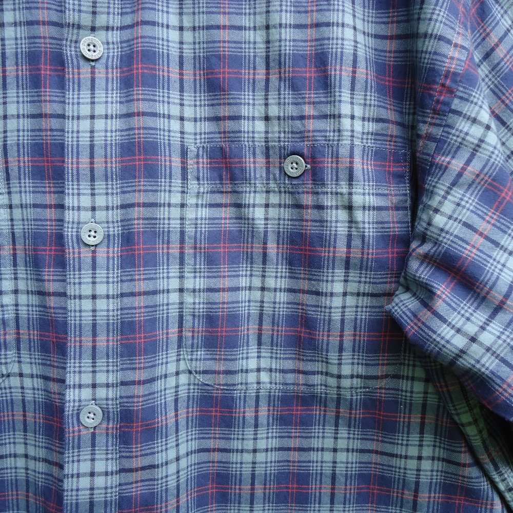 SIZE L. PATAGONIA 100% organic cotton flannel shirt. - Picture 7 of 16